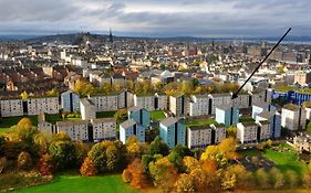 Holyrood Skyline Apartment Edinburgh Exterior photo