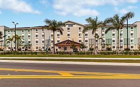 Woodspring Suites Naples Exterior photo