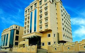 Shenbaga Hotel And Convention Centre Pondicherry Exterior photo