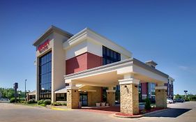 Drury Inn & Suites Greensboro Exterior photo