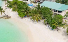 Crown Beach Hotel Maldives Dhiffushi Exterior photo