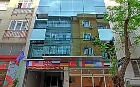 The Marist Hotel Kadikoy Istanbul Exterior photo