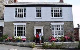 Old Embassy House Hotel Fowey Exterior photo