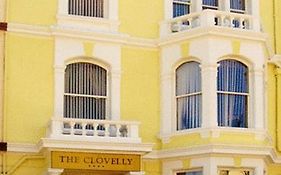 The Clovelly Bed & Breakfast Llandudno Exterior photo