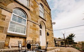 The Old Chapel Leyburn Hotel Exterior photo