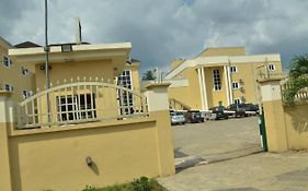 Room In Lodge - Welcome To Habitat Hotel Port Harcourt Exterior photo