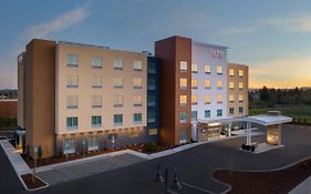 Fairfield Inn & Suites By Marriott Santa Rosa Rohnert Park Exterior photo