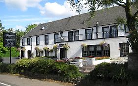 Uplawmoor Hotel Exterior photo