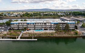 Clover Island Inn Kennewick Exterior photo