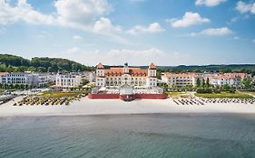 A-Rosa Kurhaus Binz Hotel Exterior photo