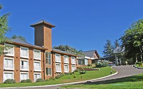 Howard Johnson Hotel & Spa Villa General Belgrano Exterior photo