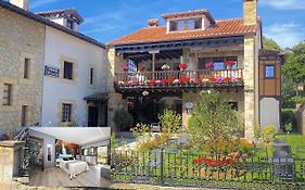 Posada Araceli Hotel Santillana del Mar Exterior photo