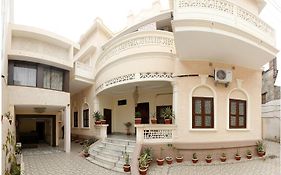 Shree Ganesha Palace Bed & Breakfast Varanasi Exterior photo