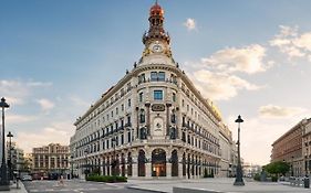 Four Seasons Hotel Madrid Exterior photo