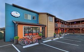 Coast River Inn By Oyo Seaside Exterior photo