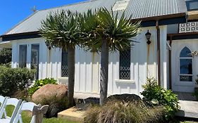 Little Church Bay Villa New Plymouth Exterior photo