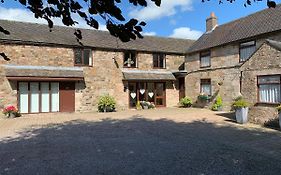 Shawgate Farm Guest House Stoke-on-Trent Exterior photo