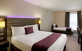 Premier Inn Gatwick Crawley Town West Exterior photo