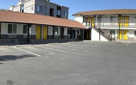 Escondido Inn Exterior photo