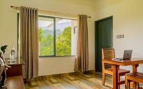 Mannoor Farms Mountain View Stays, Munnar Exterior photo