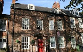 Sir William Fox Town House Hotel South Shields Exterior photo