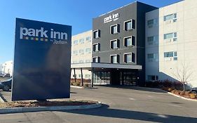 Park Inn By Radisson Edmonton Airport Leduc Exterior photo