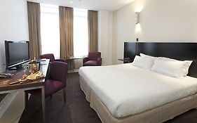 Hotel Causeway Melbourne Room photo