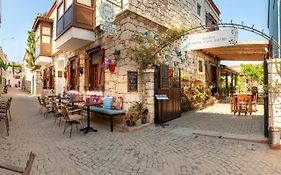 Flores Hotel Alacati Exterior photo