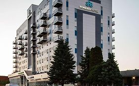 Pomeroy Hotel Fort Mcmurray Exterior photo