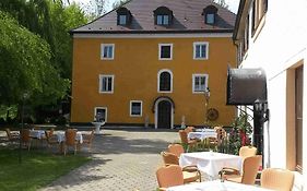 Hotel Schloss Fuchsmuehl Exterior photo