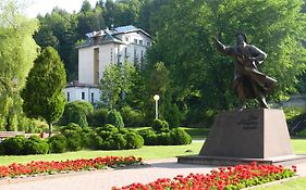 Dom Wczasowy Zdrowie Hotel Krynica Zdroj Exterior photo