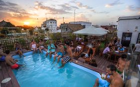 Joy Plaza De Armas Hostel Seville Exterior photo