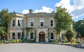 Woodland Manor Hotel Bedford Exterior photo