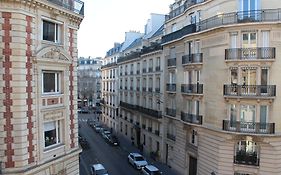 Hotel Bassano Paris Exterior photo