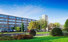 Holiday Inn London - Gatwick Airport, An Ihg Hotel Horley Exterior photo