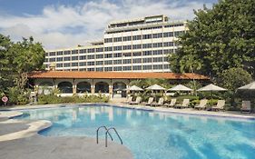 El Embajador, A Royal Hideaway Hotel Santo Domingo Exterior photo