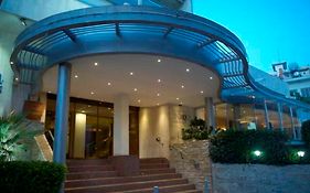 Cleopatra Hotel Nicosia Exterior photo