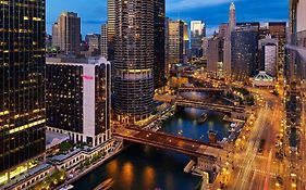 The Westin Chicago River North Hotel Exterior photo