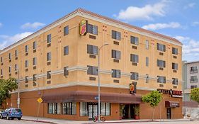 Super 8 By Wyndham Hollywood/La Area Motel Los Angeles Exterior photo