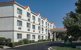 La Quinta By Wyndham Davis Hotel Exterior photo