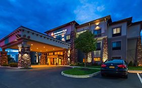 Best Western Plus Finger Lakes Inn & Suites Cortland Exterior photo