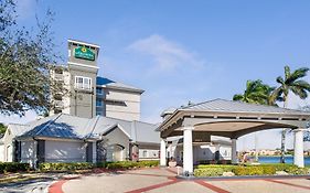 La Quinta By Wyndham Ft. Lauderdale Airport Hotel Hollywood Exterior photo