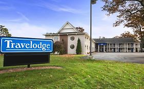 Travelodge By Wyndham Traverse City Mi Exterior photo