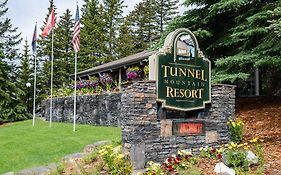 Tunnel Mountain Resort Banff Exterior photo