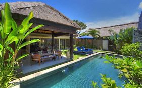 Bali Rich Villas Seminyak  Exterior photo