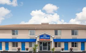 Howard Johnson By Wyndham Springfield Exterior photo