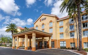 Comfort Inn & Suites Orlando North Sanford Exterior photo