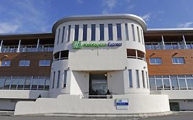 Holiday Inn Express Crewe, An Ihg Hotel Exterior photo