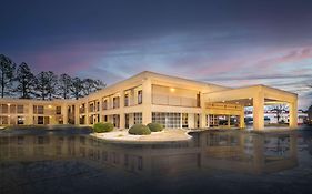 Days Inn By Wyndham Atlanta Stone Mountain Exterior photo