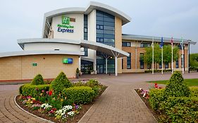 Holiday Inn Express Northampton - South, An Ihg Hotel Exterior photo